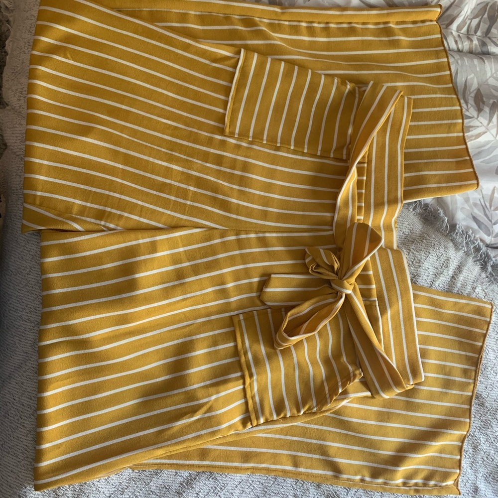 💛 Mustard Yellow Dress Pants